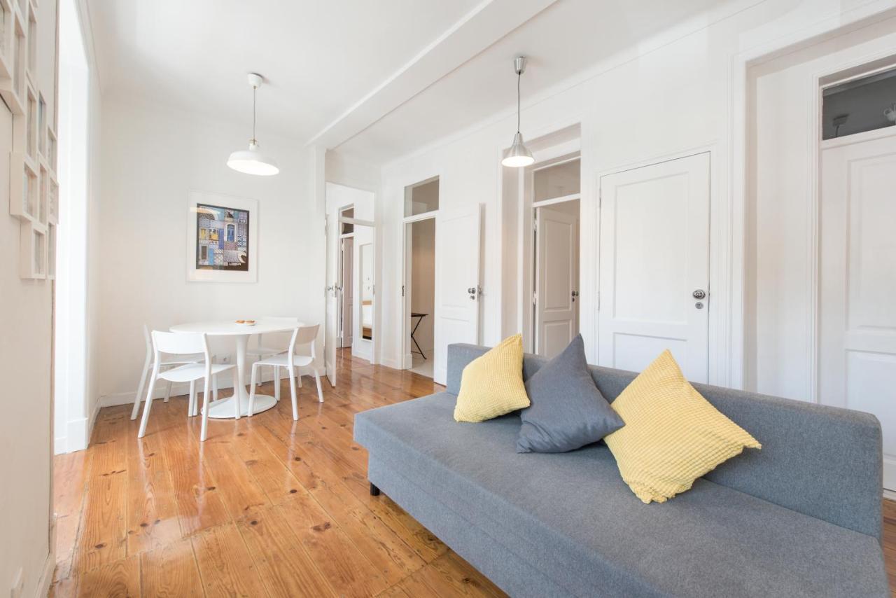 Cozy Apartment With Castel View Lisbon Exterior photo